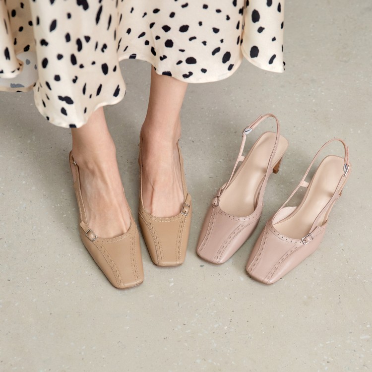 Minimalist Mary Jane Shoes with Buckle and Square Toe