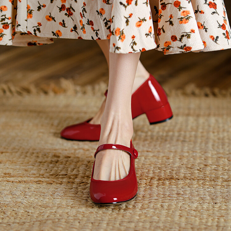 Korean Style Patent Leather Women's Flat Shoes with Bow - Red Black