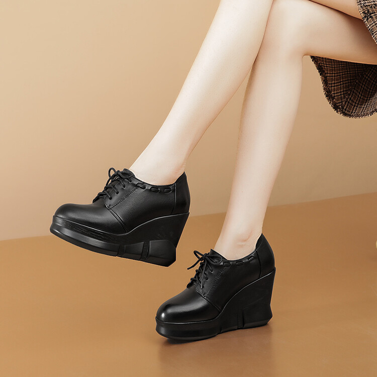 Women's Platform Flat Shoes in Genuine Leather