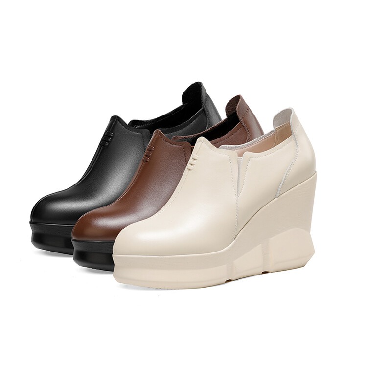 Women's Casual Flat Shoes in Genuine Leather